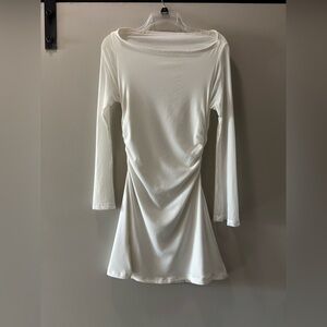 Elegant White Long Sleeve Dress